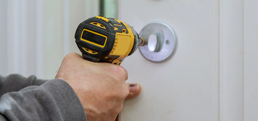 Street Locksmith For Smart Lock Repair in Susanville, CA